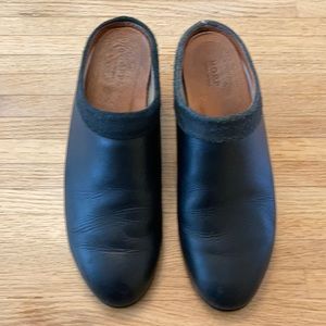 Hopp Collared Leather Mule